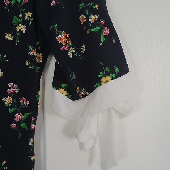 Floral Dress - Picture 3 of 8